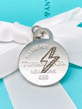 Tiffany & Co. Return to Tiffany Etched Lightning Bolt Charm Retired / Rare NIB